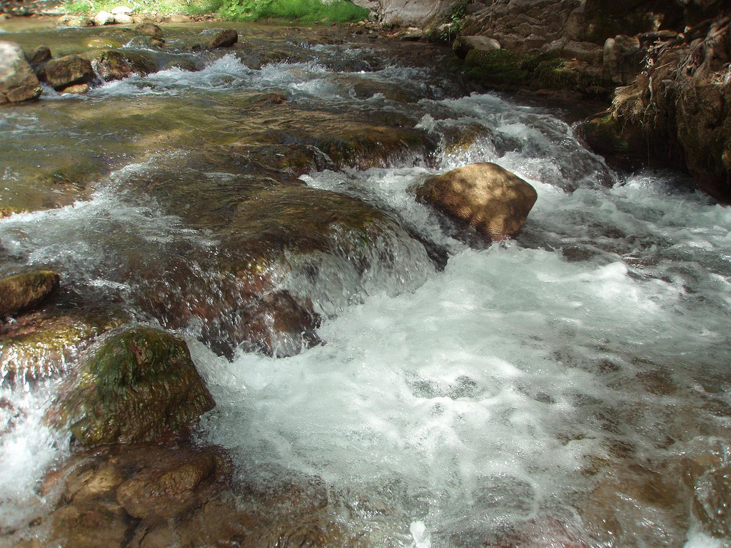 karpenisiotis-river